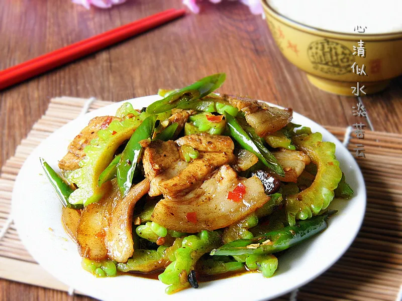 Fermented Bean Stir-Fried Pork with Pointed Pepper