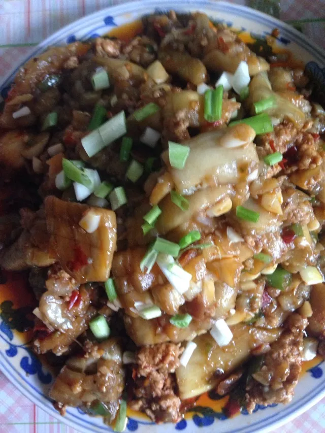 Stir-fried Eggplant with Ground Pork
