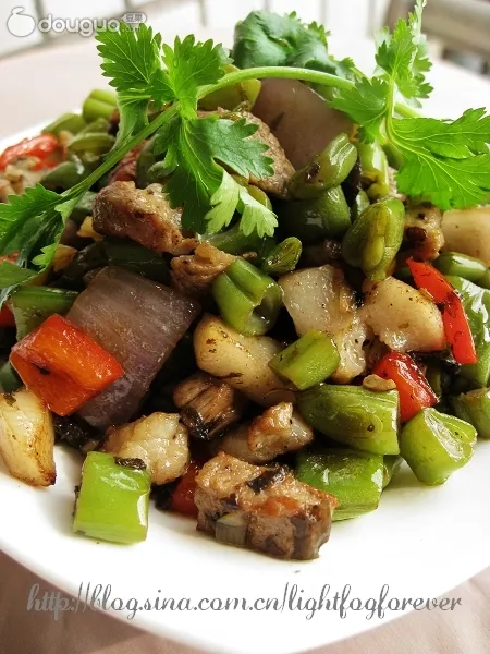 Stir-Fried Olive Vegetable with Four Seasons Bean and Pork