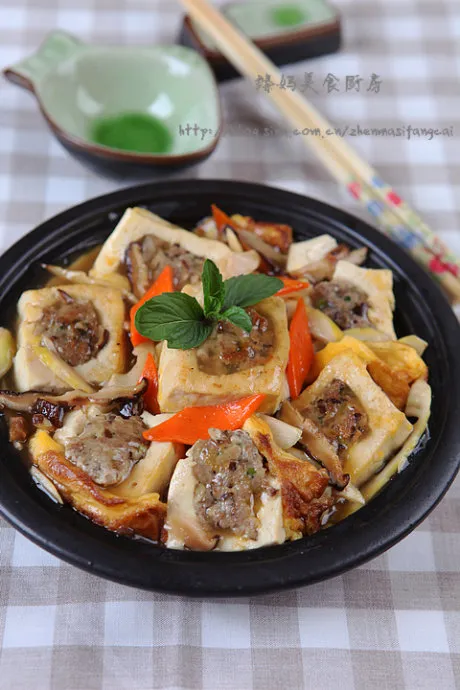 Mushroom and Pork Stuffed Tofu Hot Pot