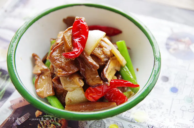 Foie de taureau sauté aux champignons