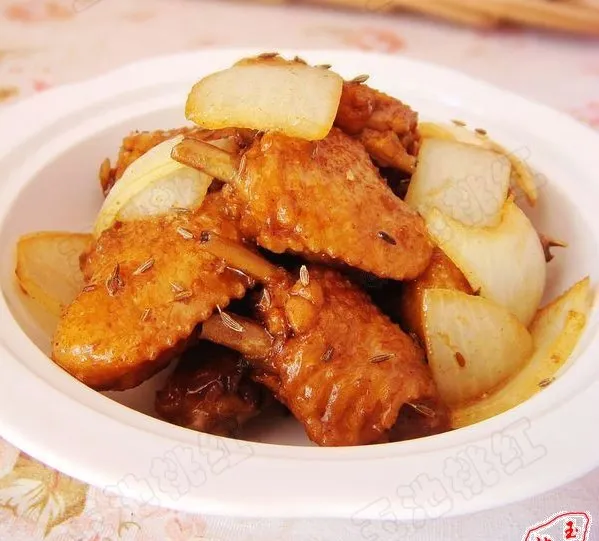 Ailes de Poulet Braisées au Cumin