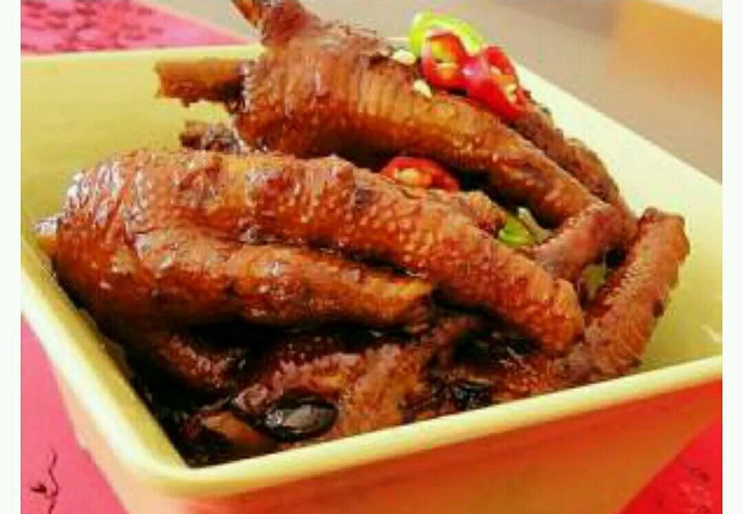 Crispy Fried Chicken Feet