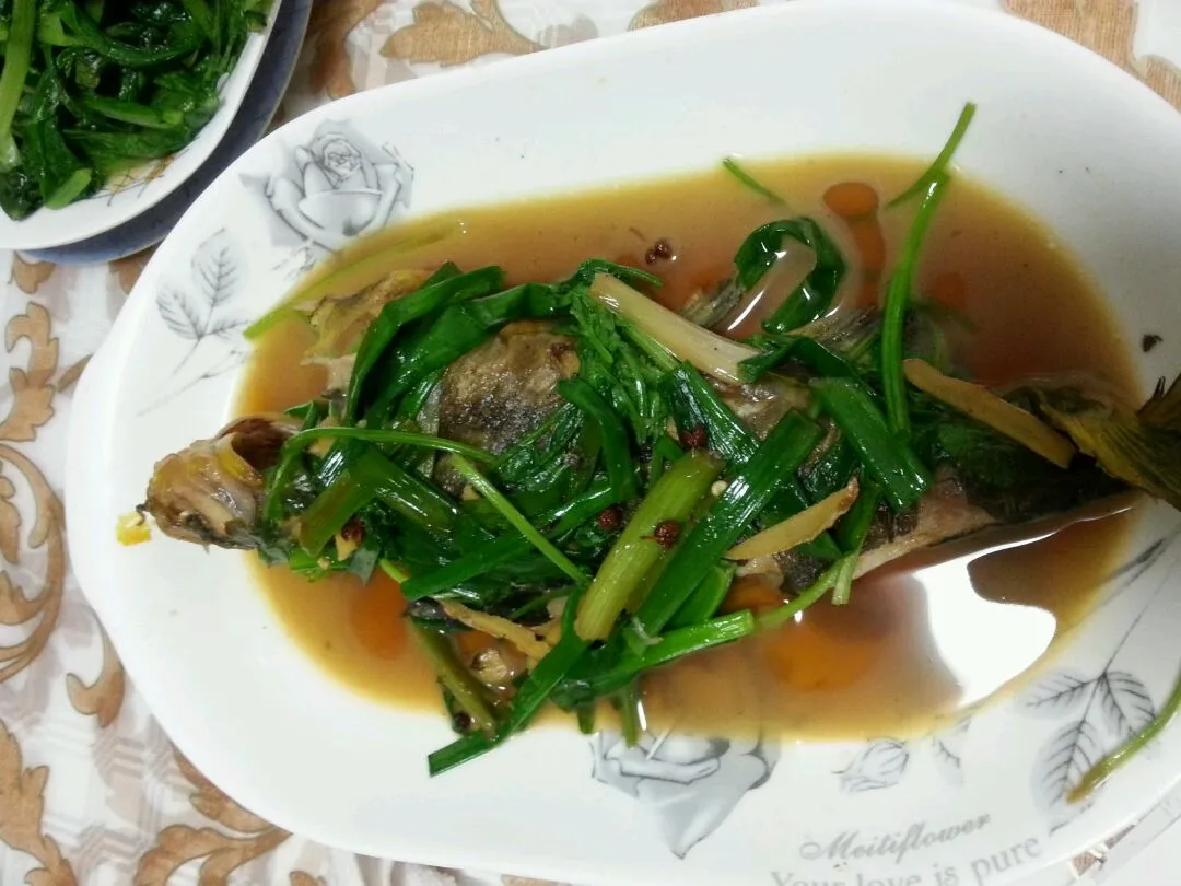 Braised Yellow Bone Fish