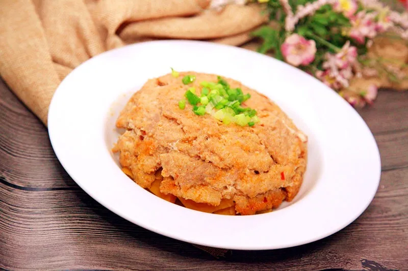 Steamed Pork with Sweet Potato Starch