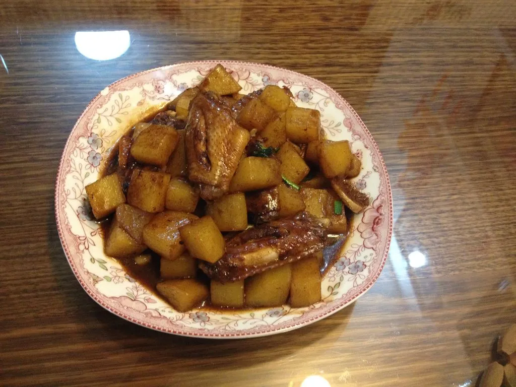 Braised Potato Chicken Wings