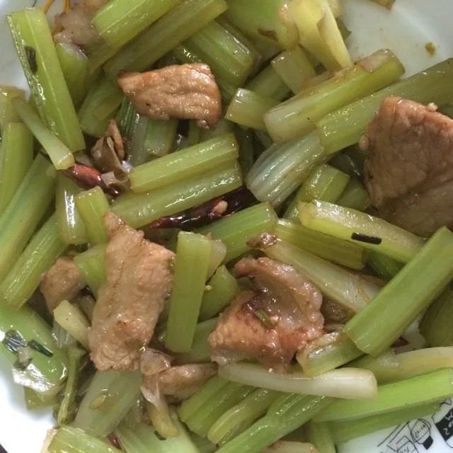 Celery Stir-Fried with Pork