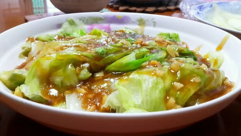 Laitue à la sauce d'huître recipe