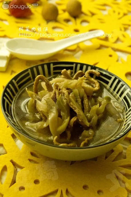 Pickled Mustard Green and Shredded Pork Soup