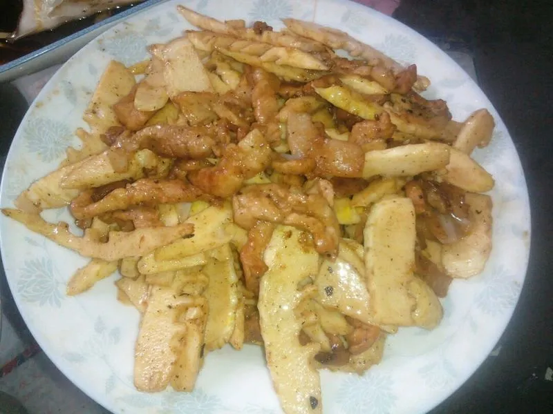 Bamboo Shoots with Meat Slices