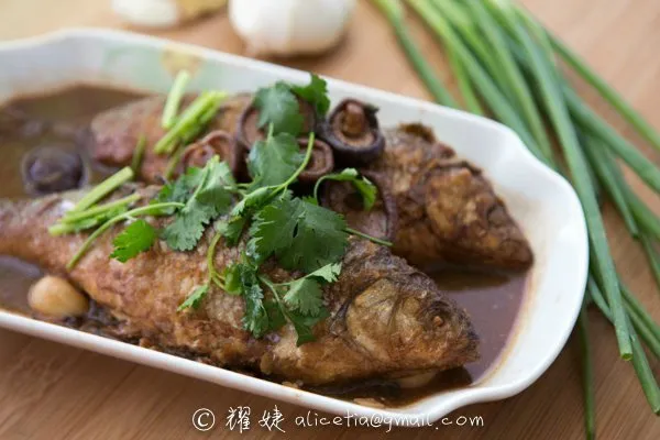 Pâte de poisson Huazijiang au parfum de champignons