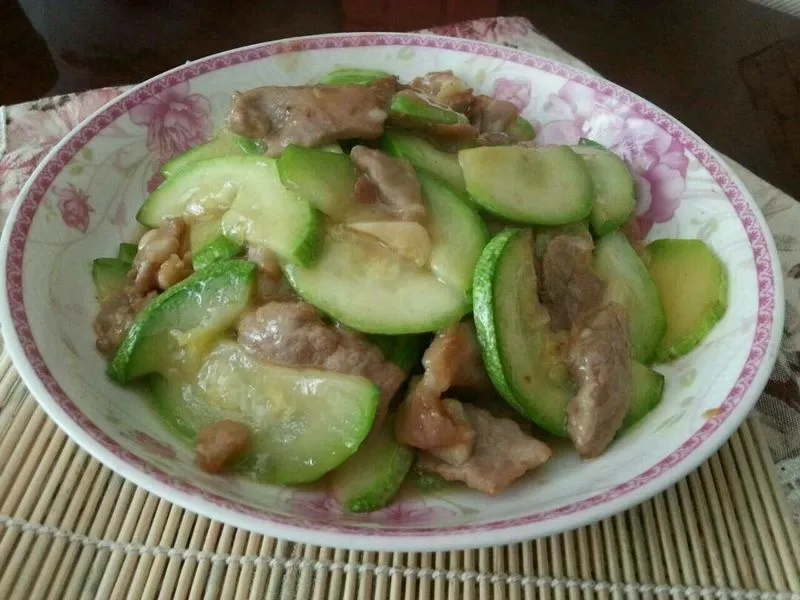 Stir-Fried Zucchini with Pork