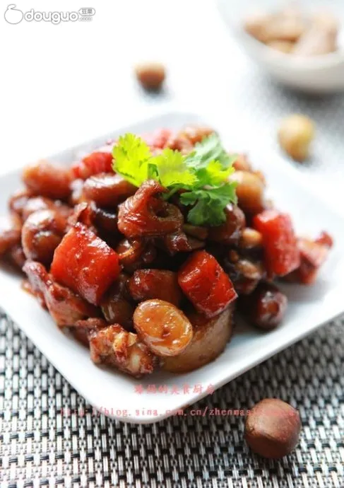 Chestnut Chicken Cubes