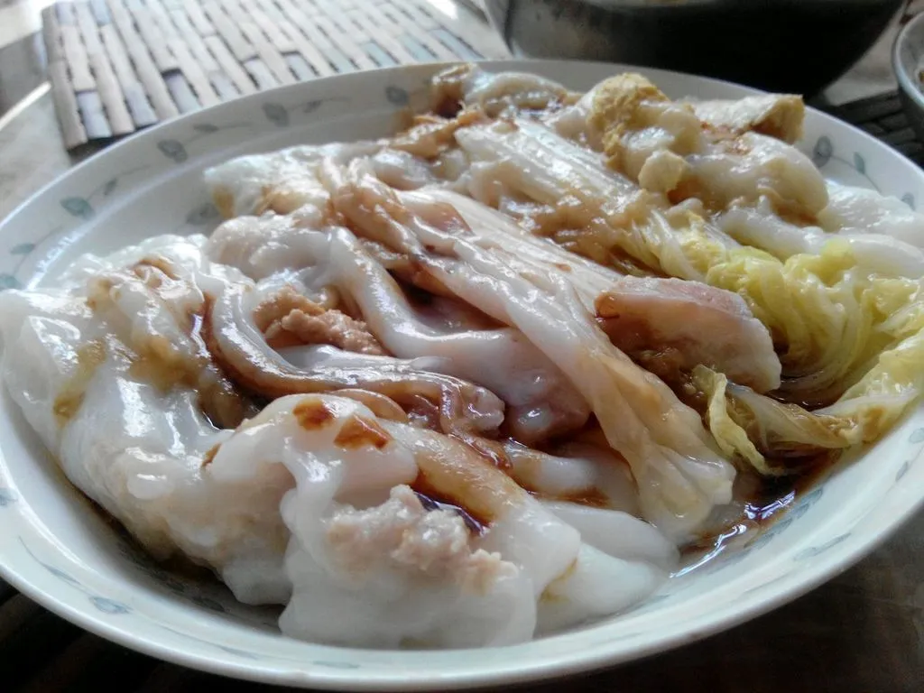Cantonese Rice Noodle Rolls