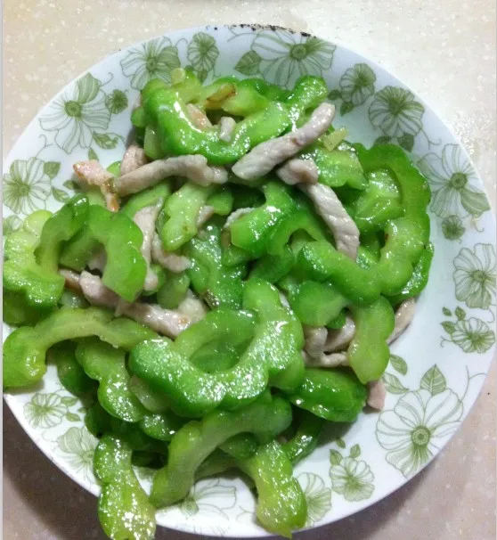 Bitter Melon Stir-Fried with Meat