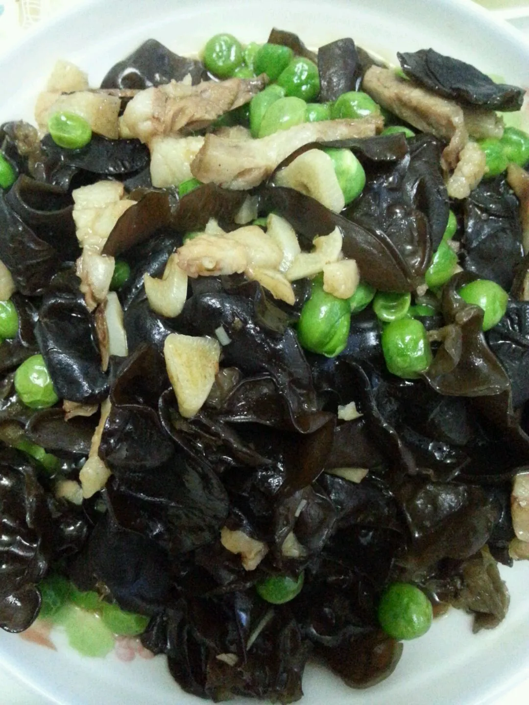 Peas and Wood Ear Mushrooms Stir Fry