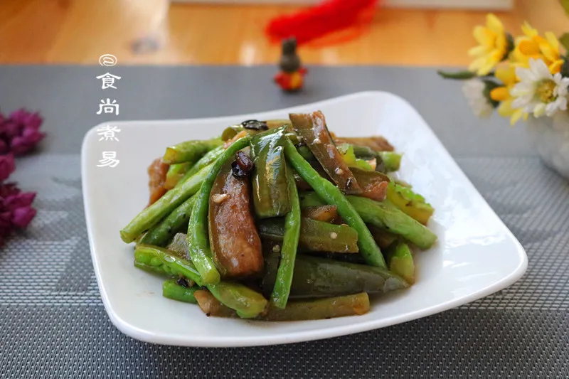 Garlic Stir-Fried Three Treasures