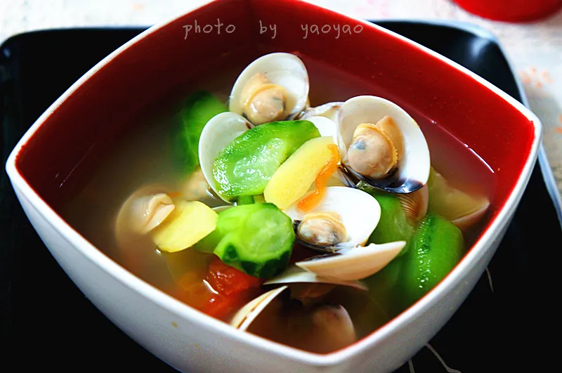 White Gourd and Clam Soup