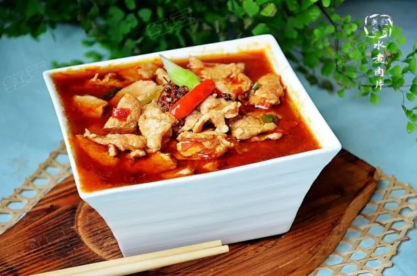 Tranches de viande bouillie