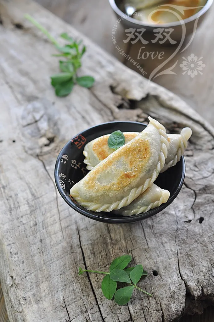 Steamed Noodle and Alfalfa Pie