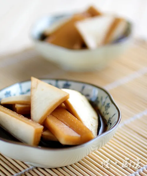 Sugar and Vinegar Radish Skin