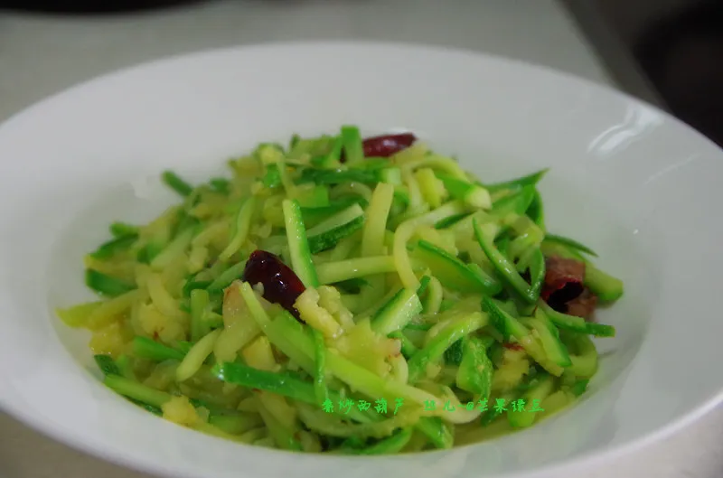 Stir-fried Zucchini