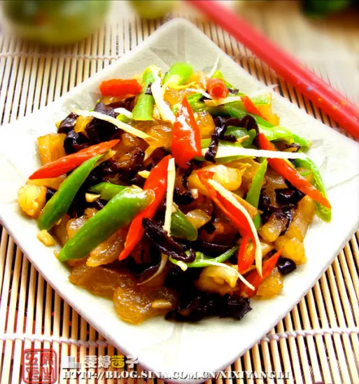 Double Pepper Beef Tendon