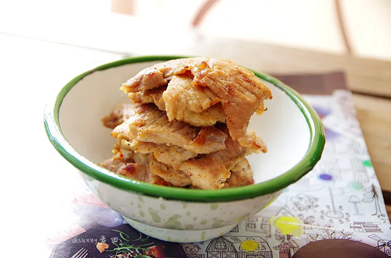 Cumin Salt Pan-Fried Meat with BBQ Flavor