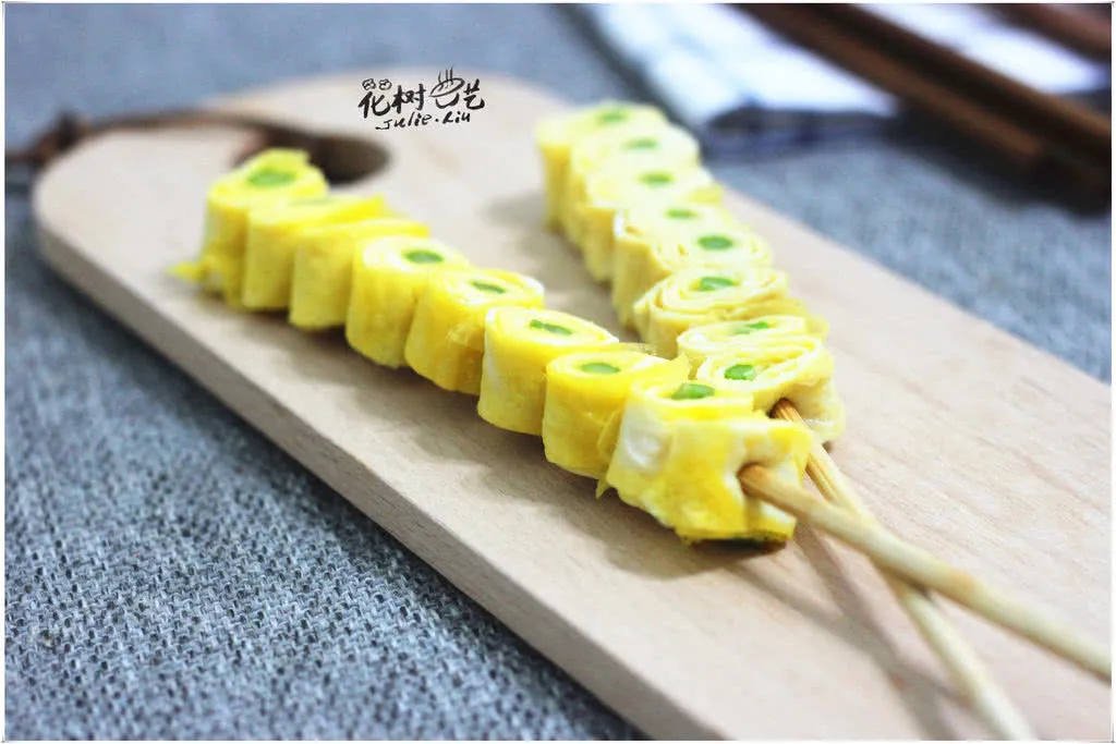 Asparagus and Egg Roll