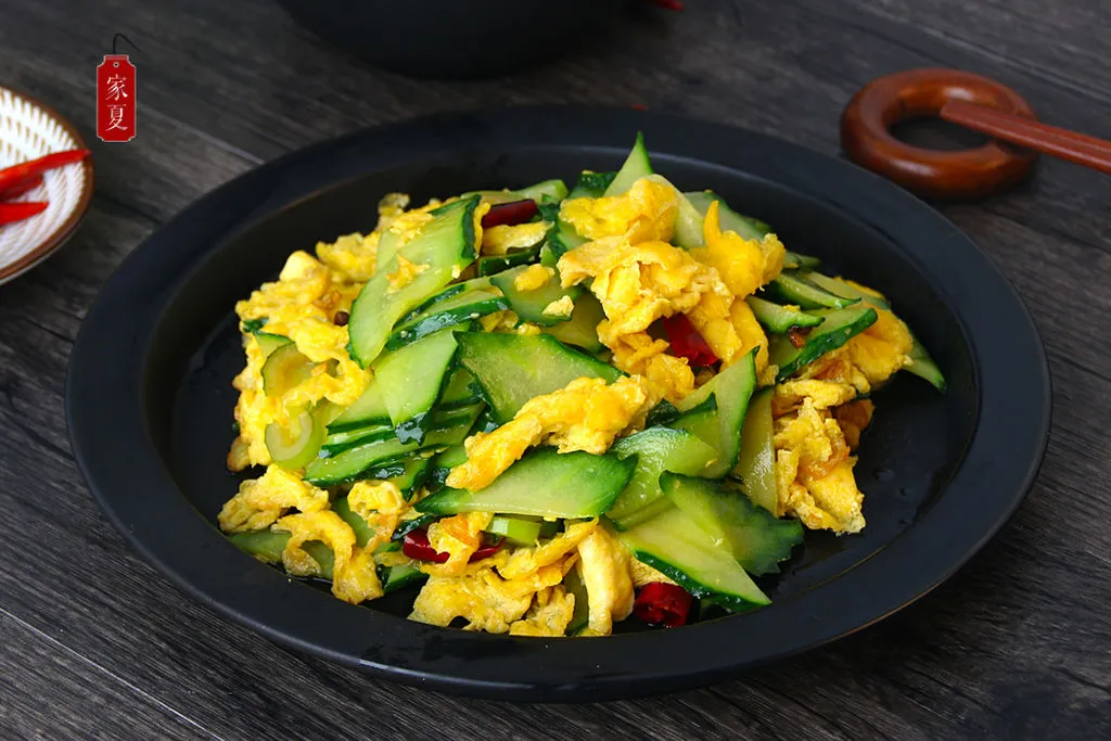 Stir-Fried Cucumber with Chicken