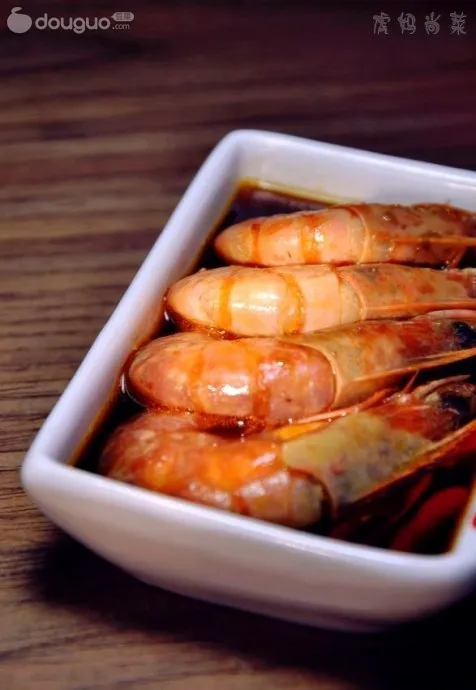 Crevettes braisées à la bière