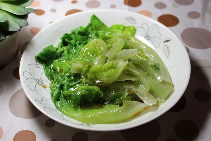 Blanched Lettuce