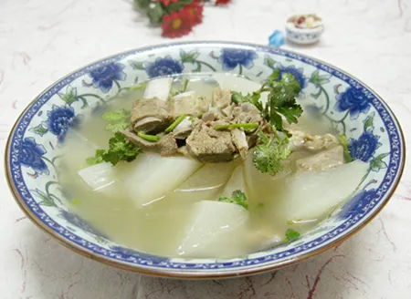 Sopa de Rábano y Cordero