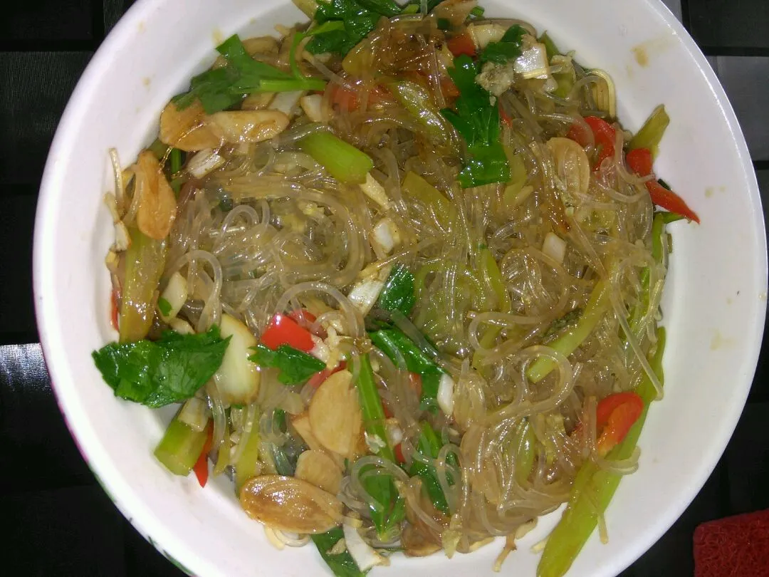 Sour Vegetable Noodle