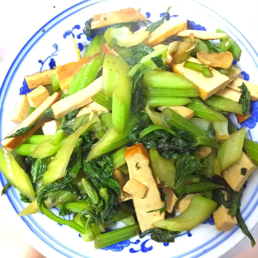 Dried Tofu and Celery