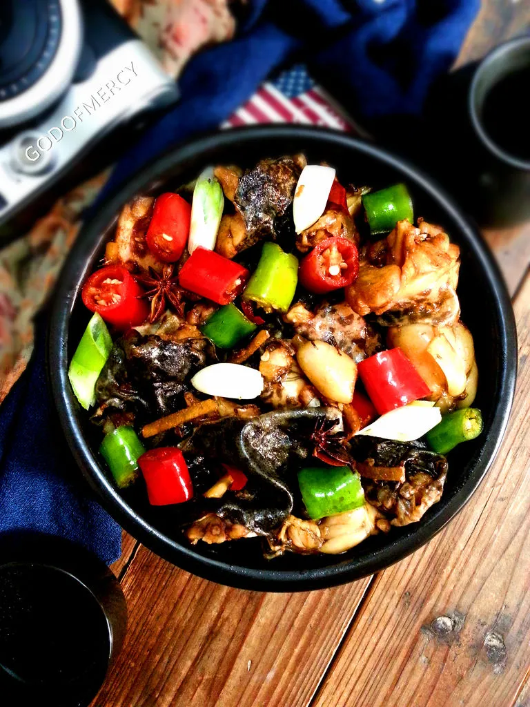 Braised Bullfrog in Pot