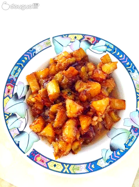 Aubergine et pommes de terre braisées