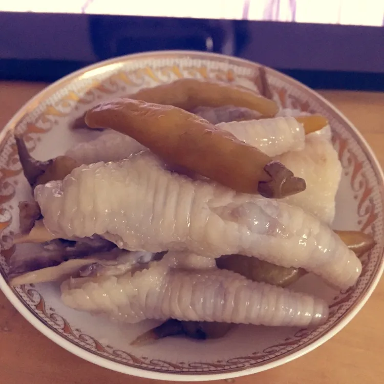Spicy Pepper Chicken Feet
