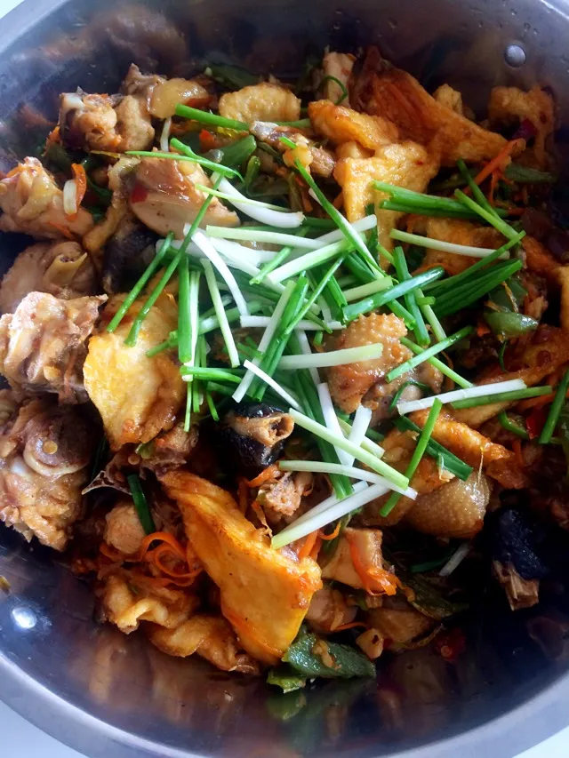 Braised Chicken with Dried Tofu