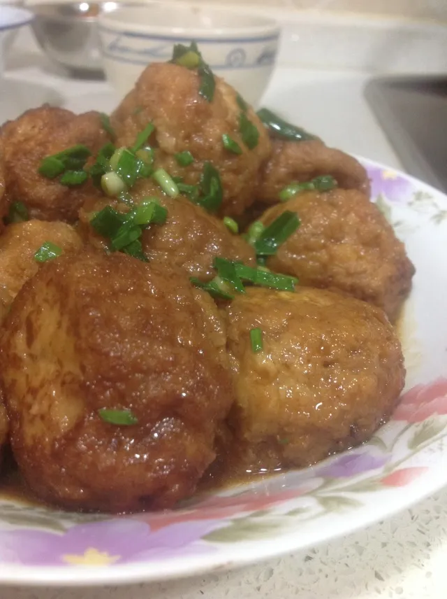 Braised Tofu and Pork Balls