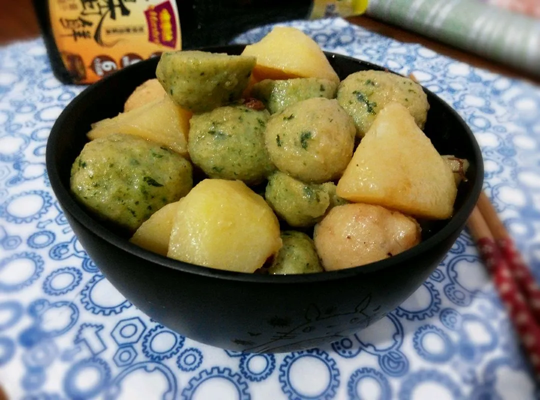 Potato and Vegetable Balls in Sauce