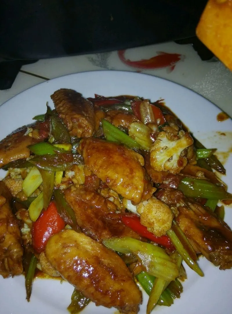 Braised Chicken Wings in Sauce