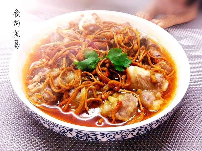 Steamed Ribs with Cordyceps Flower