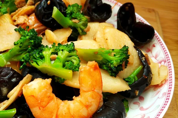 Broccoli Saltati con Igname