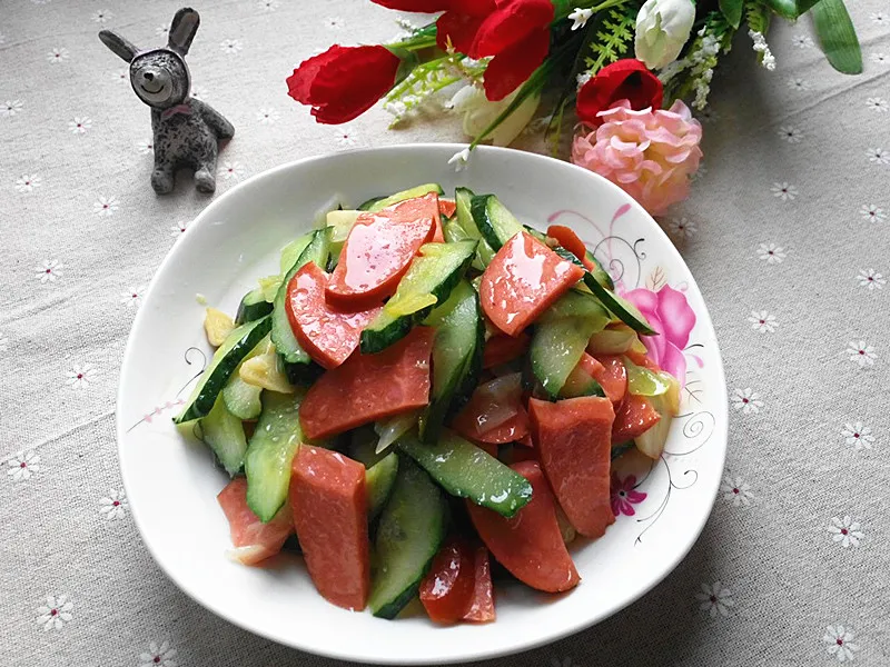Stir-Fried Ham with Cucumber
