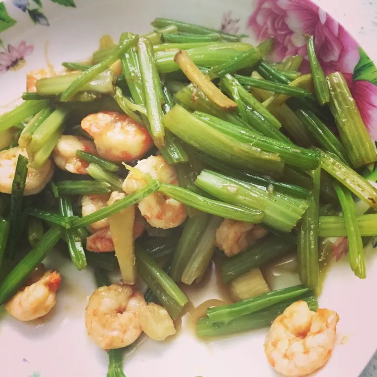 Stir-fried Celery with Shrimp