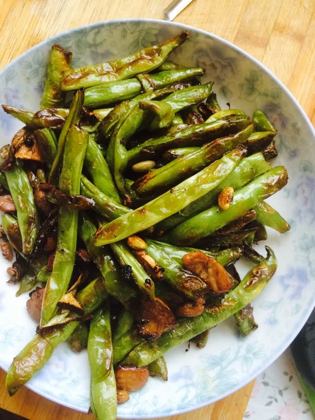 Stir-Fried Yardlong Beans