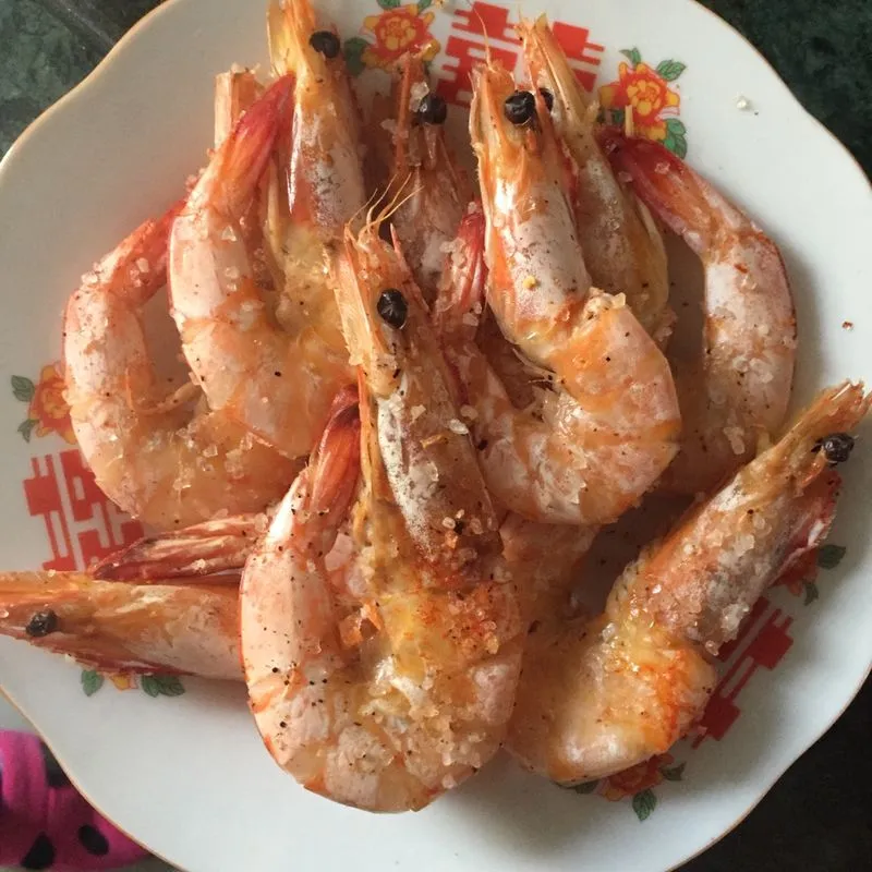 Steamed Prawns with Salt