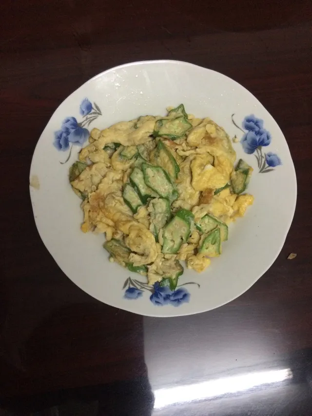 Stir-Fried Okra with Egg